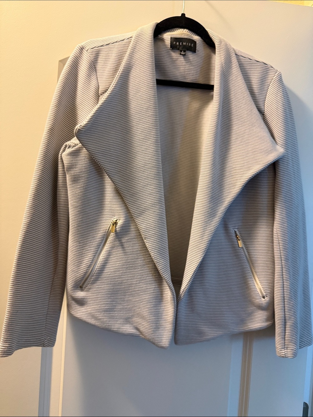 Premise Light Gray Ribbed Open Drape Blazer with Gold Zippers